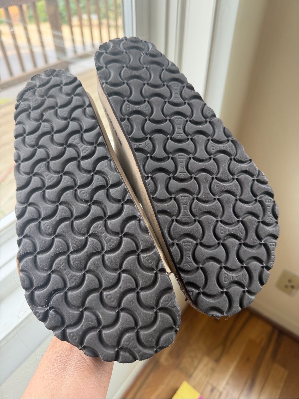 Birkenstock Big Buckle Arizona in Sandcastle - Picture 5 of 7